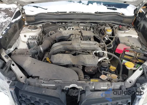 2014 Subaru Forester 2.5I Premium z USA, uszkodzony, nr VIN JF2SJAECXEH425363